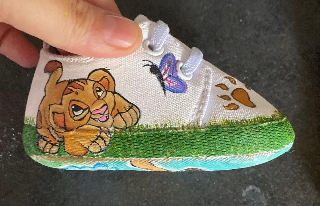 Scarpine Neonato Custom Timon & Pumbaa – Fantasia, Tenerezza e Hakuna Matata