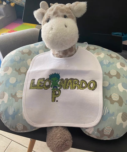 Bavaglini Personalizzati – Dipinti a Mano con il Nome del Tuo Bambino