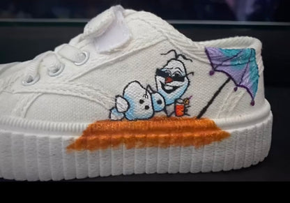 ❄️ SCARPE CUSTOM FROZEN – Magia e Stile per Piccole Regine